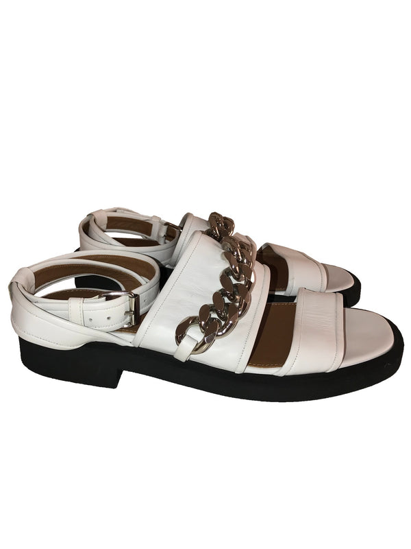 Flat Sandals with Chain
